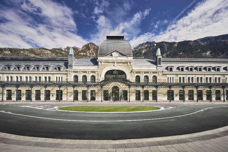 Canfranc Estacion Royal Hideaway Hotel Экстерьер фото