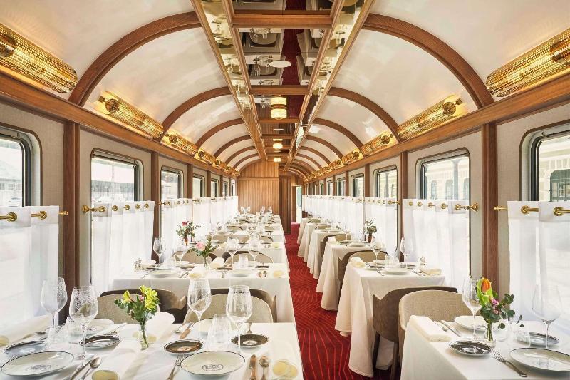 Canfranc Estacion Royal Hideaway Hotel Экстерьер фото