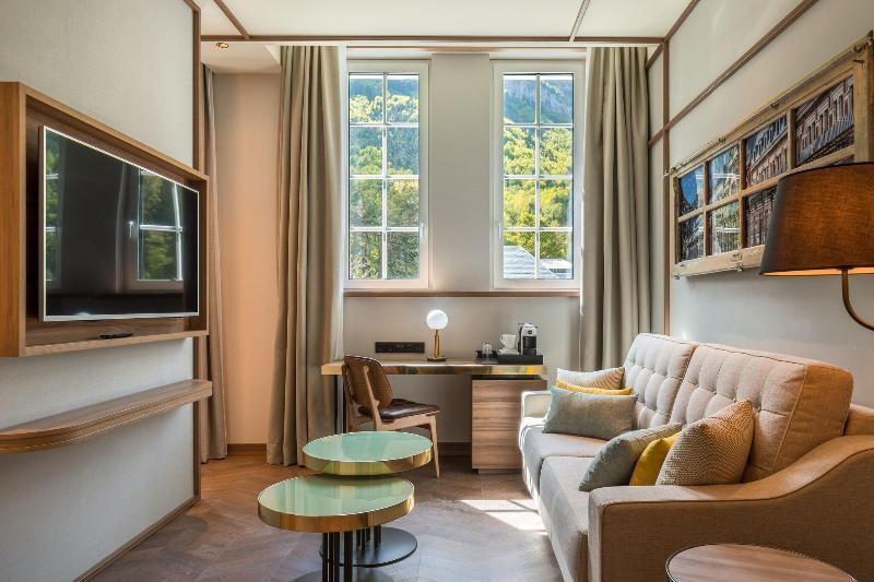 Canfranc Estacion Royal Hideaway Hotel Экстерьер фото